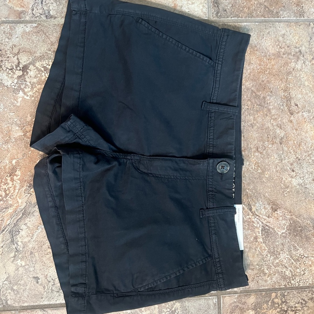 American Eagle Outfitters Black Women's Shorts